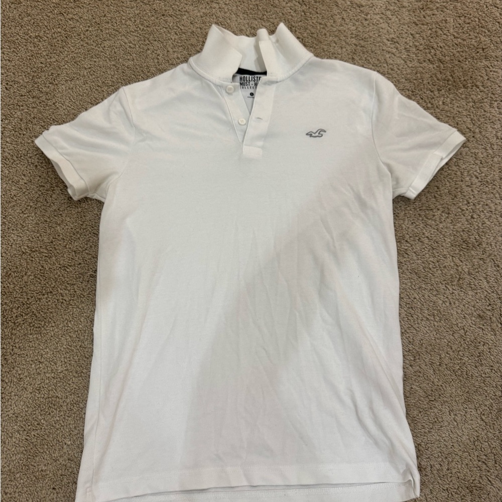 Hollister Men's White Polo with Subtle Logo